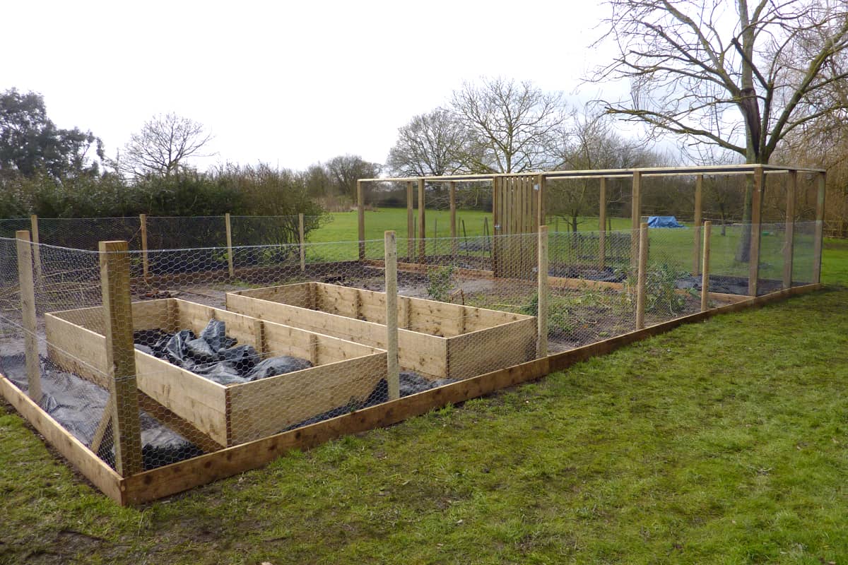 Stock Wire Fencing